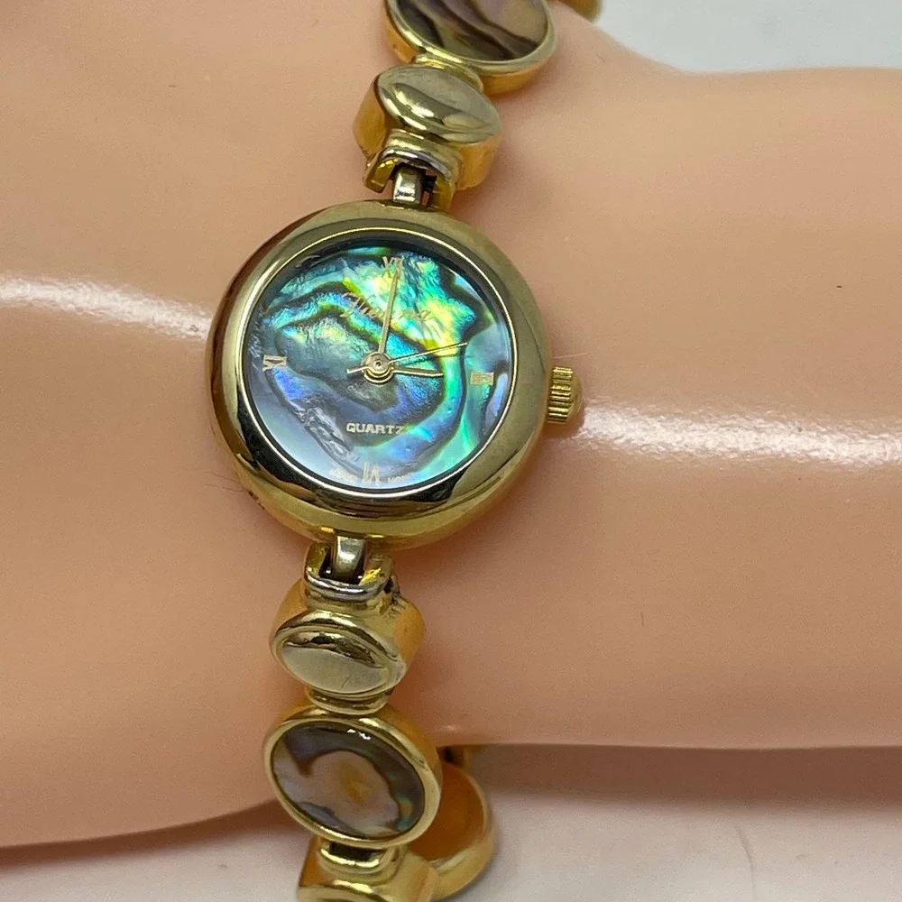 Vintage Gold Tone Abalone Shell Dial Japan Movt Watch Vienna Model‎ SQ387